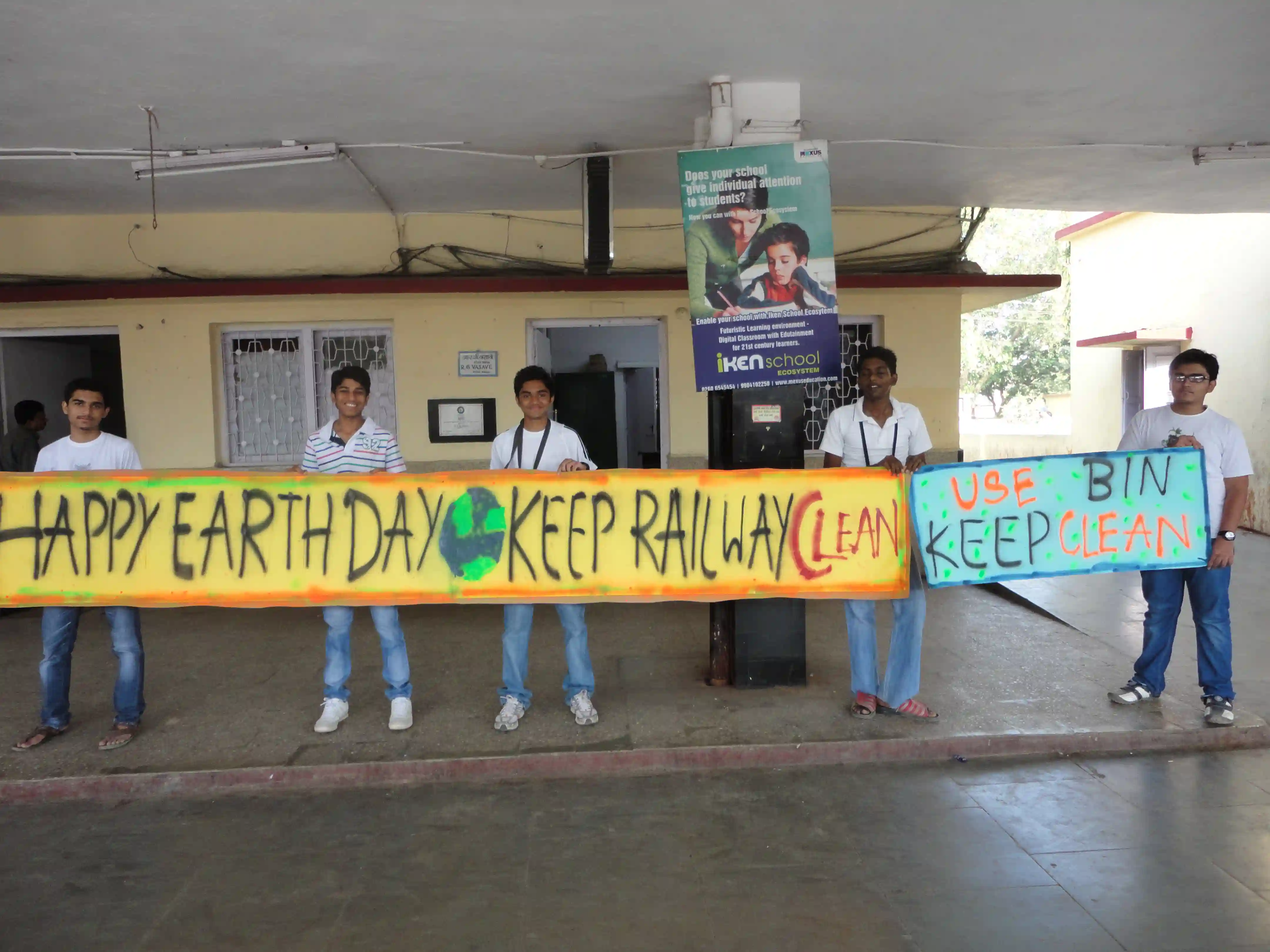 Swachata Abhiyan/Cleaning of Railway Station